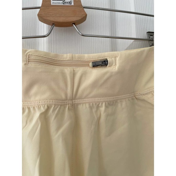 NWT Under Armour Short - Picture 4 of 6